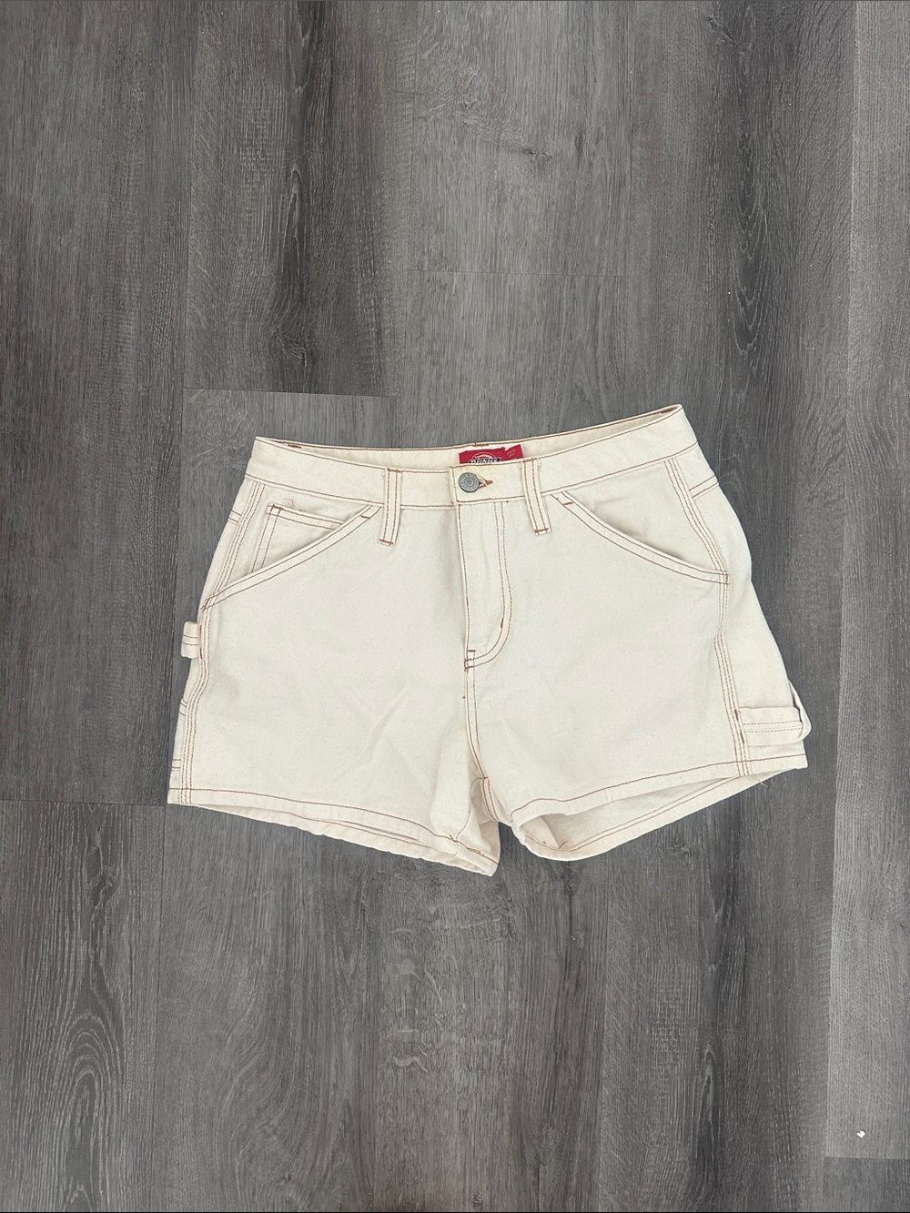 Dickies Cream Contrast-Stitch Carpenter Jean Shorts